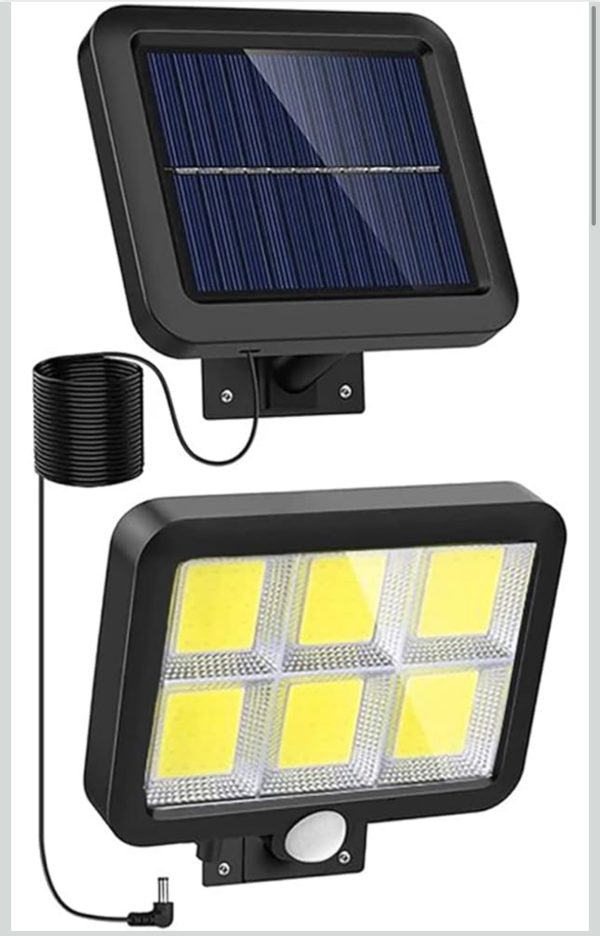 Faretto solare con fotovoltaico