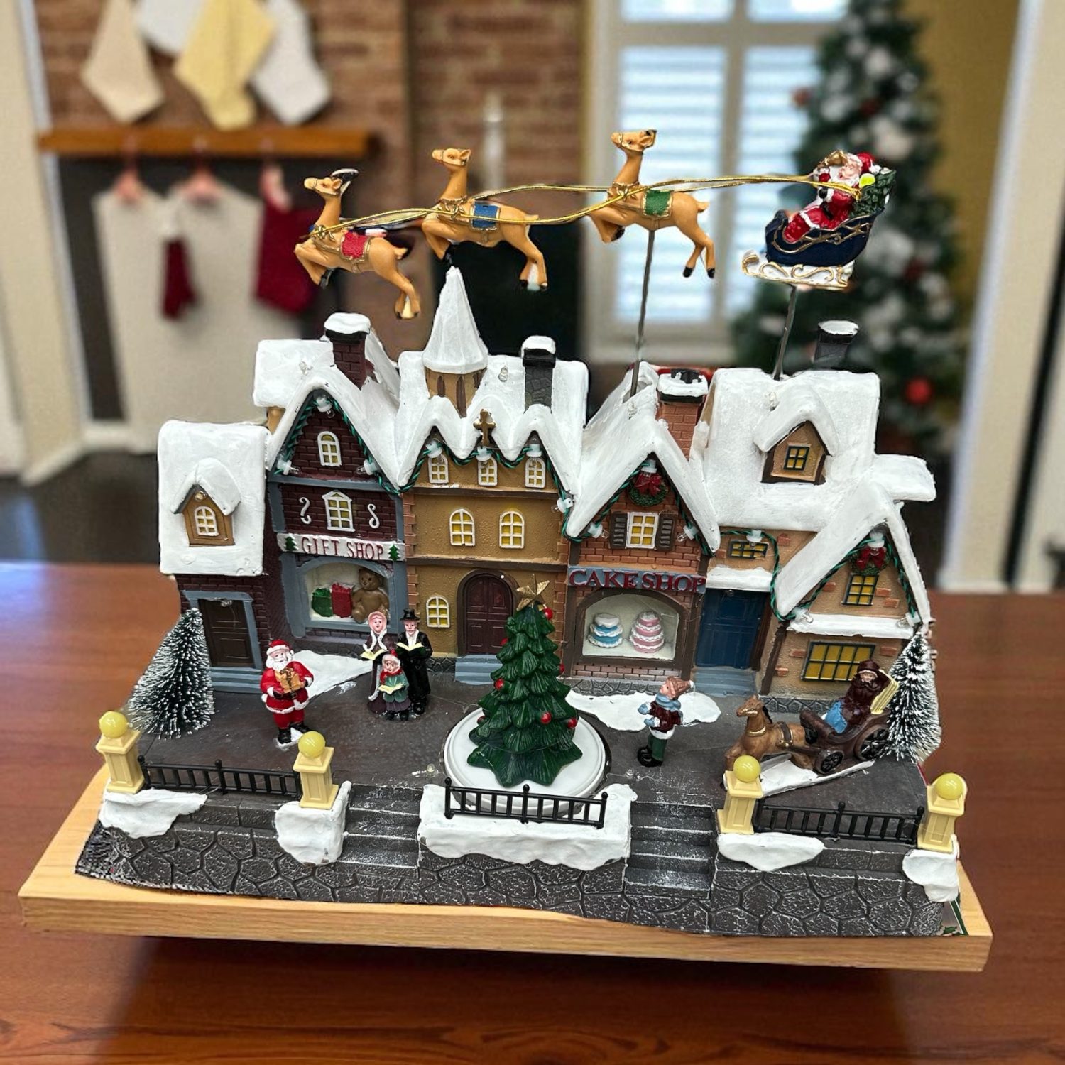 Giostrina Natalizia Gift Shop con Slitta